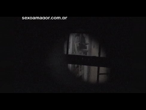 ❤️ Блондинку тайно снимает на видео соседский вуайерист, спрятанный за полыми кирпичами Супер порно на сайте xxxner.ru ❌